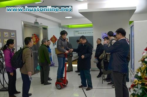 304永利官网登录入口自动化学院考察团参观易步科技.JPG
